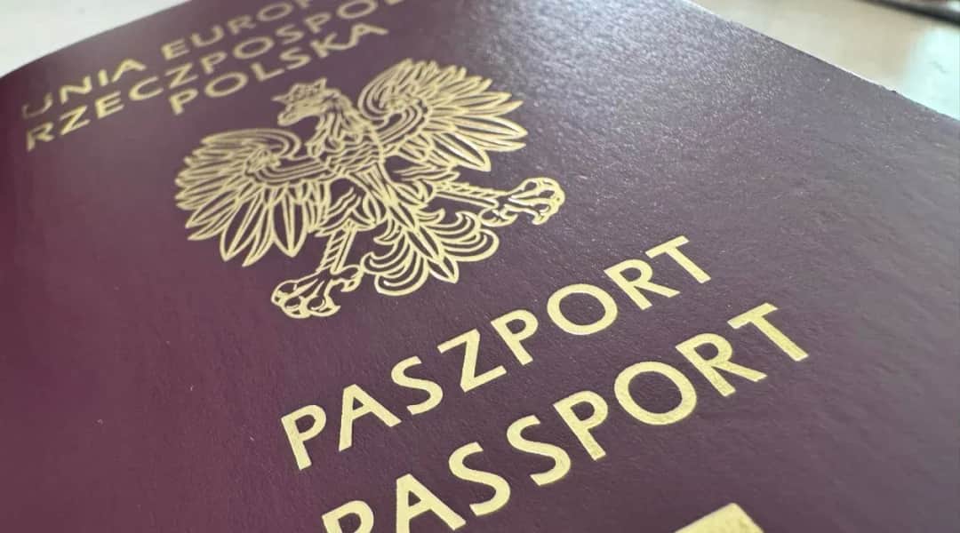 Co do wyrobienia paszportu? Oto kluczowe informacje i wymagania