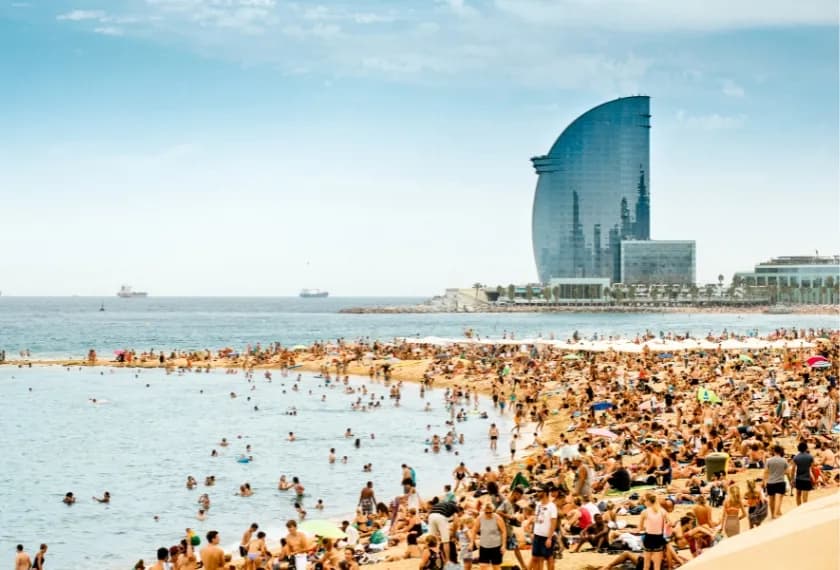 Czy jest bezpiecznie w Barcelonie? Odkryj ukryte zagrożenia i fakty