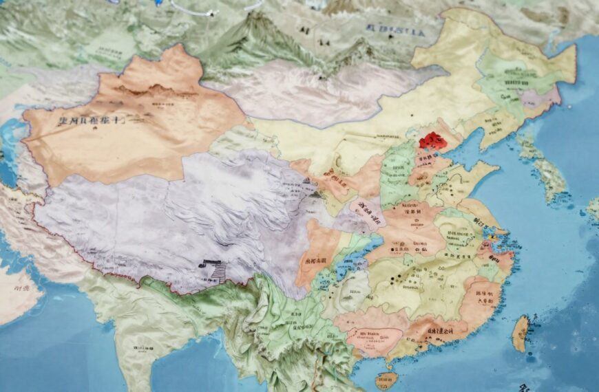 Z kim graniczą Chiny